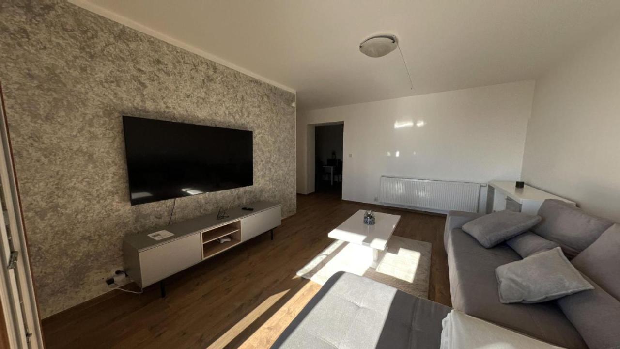 2 room Apartment - v blízkosti Nízkych Tatier, Apartmány Liptov Liptovský Mikuláš Exterior foto