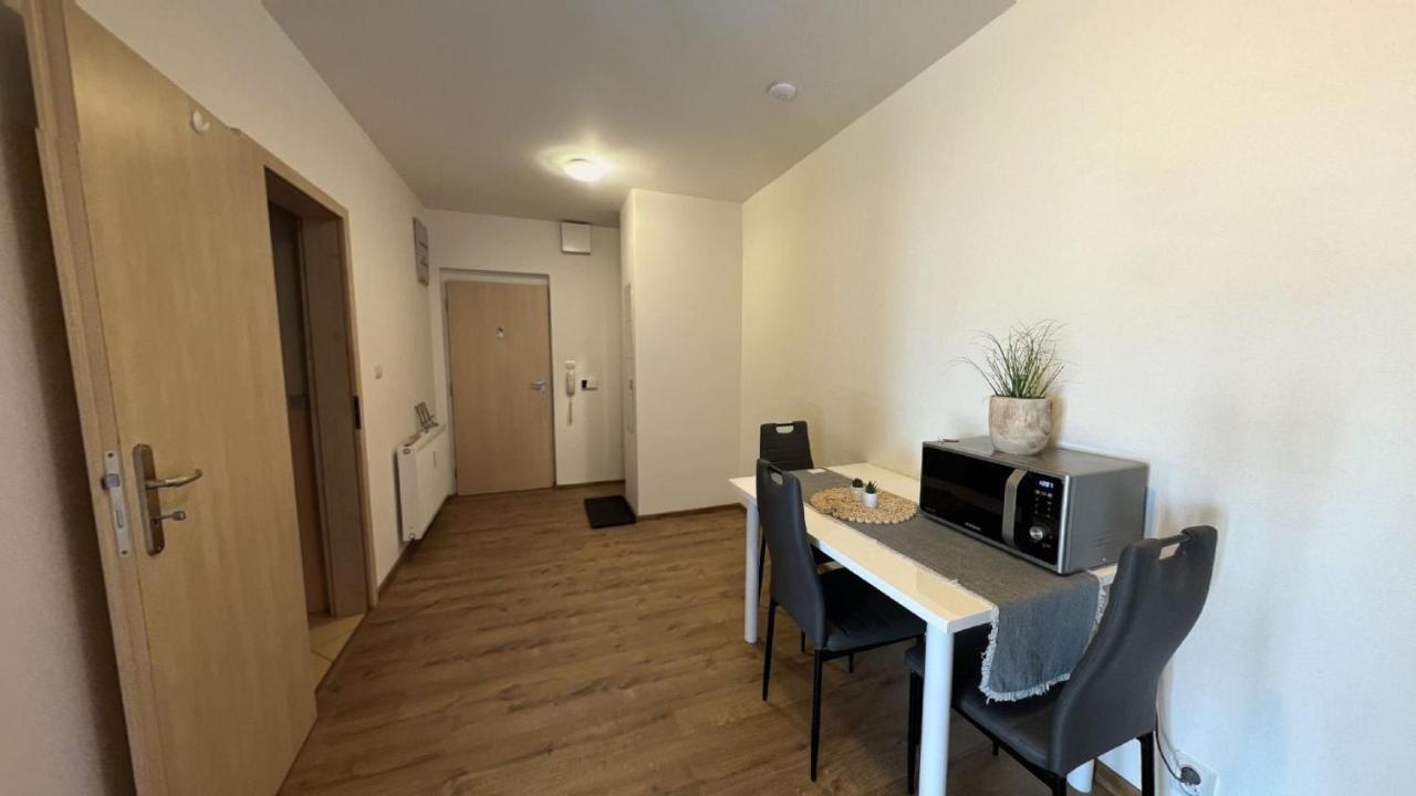 2 room Apartment - v blízkosti Nízkych Tatier, Apartmány Liptov Liptovský Mikuláš Exterior foto